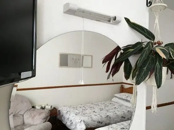 İki Ayrı Yataklı Oda, Banyolu/Duşlu