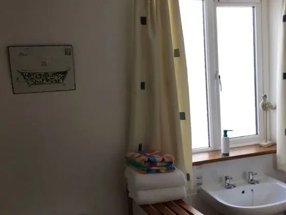İki Ayrı Yataklı Oda, Banyolu/Duşlu