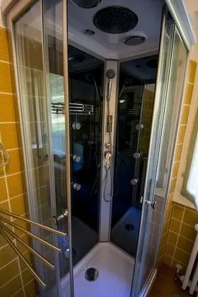 Ev, 2 Yatak Odası, Teras, Göl Manzaralı