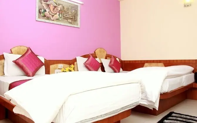 Deluxe Üç Kişilik Oda