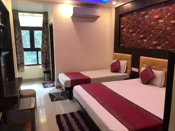 Deluxe Üç Kişilik Oda