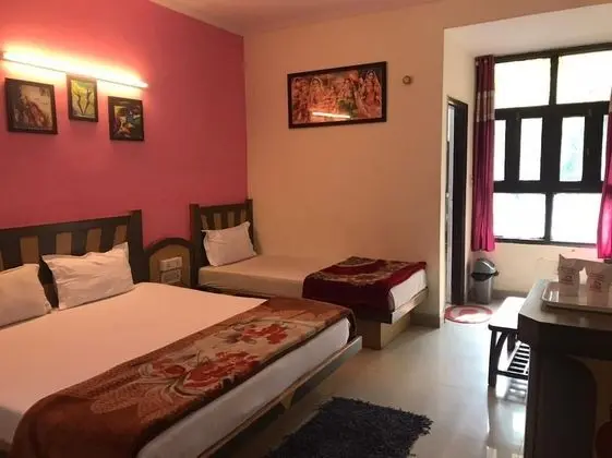 Deluxe Üç Kişilik Oda