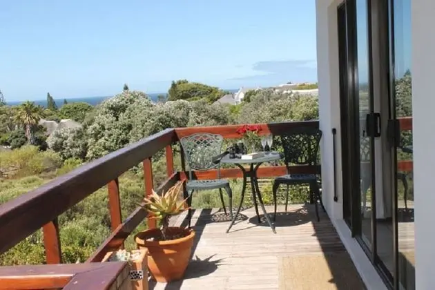 Honeymoon Tek Büyük Yataklı Oda (Francolin)