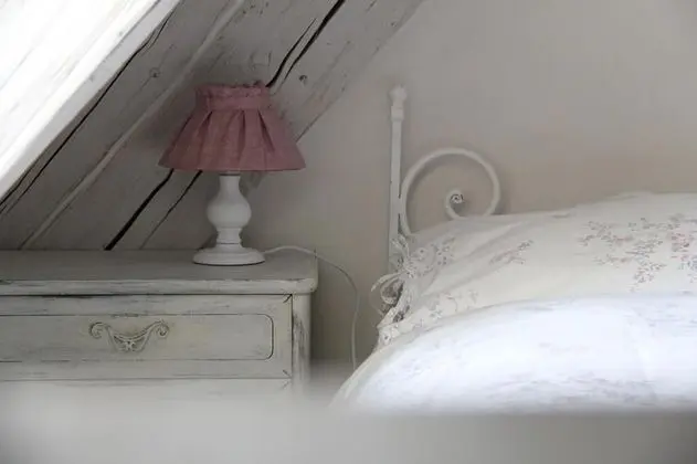 Design Tek Büyük Yataklı Oda, Dağ Manzaralı (Blanche)