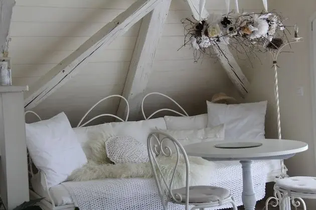 Design Tek Büyük Yataklı Oda, Dağ Manzaralı (Blanche)