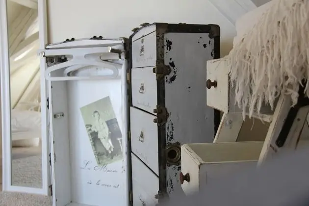 Design Tek Büyük Yataklı Oda, Dağ Manzaralı (Blanche)