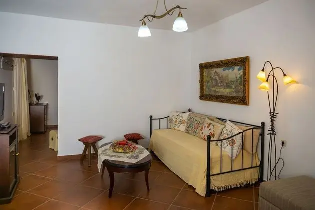 Apart Daire, Bahçe Manzaralı