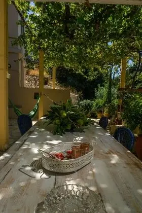 Apart Daire, Bahçe Manzaralı