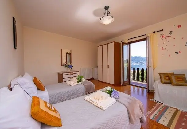 Family Villa, Birden Çok Yatak, 2 Banyolu, Bahçeli (The Cottage on the Lake)