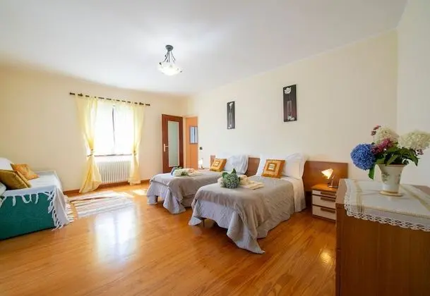 Family Villa, Birden Çok Yatak, 2 Banyolu, Bahçeli (The Cottage on the Lake)