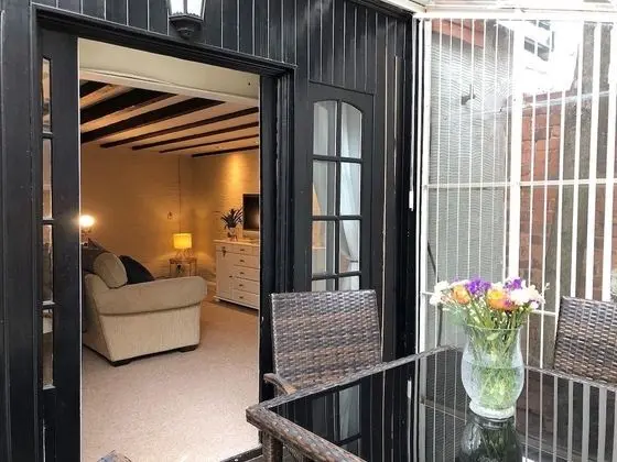 Kır Evi, 1 Büyük (Queen) Boy Yatak