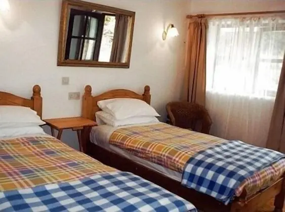 İki Ayrı Yataklı Oda, Banyolu/Duşlu