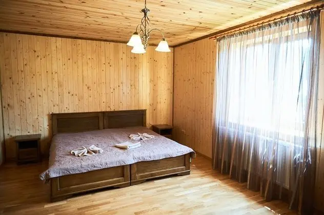 Standard Dört Kişilik Oda, Ortak Banyo
