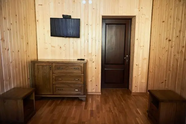 Standard Tek Büyük veya İki Ayrı Yataklı Oda, Ortak Banyo