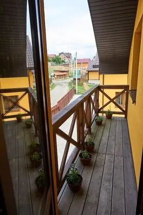 Standard Tek Büyük veya İki Ayrı Yataklı Oda, Ortak Banyo