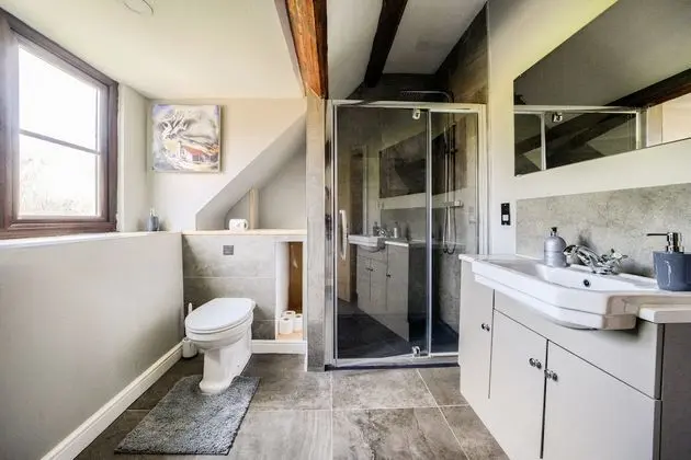 Traditional Kır Evi, Ortak Banyo