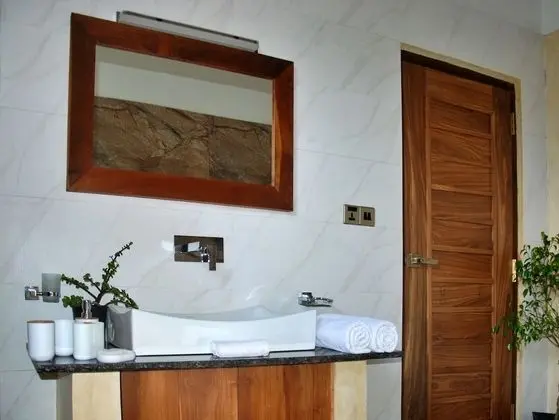 Grand Tek Büyük Yataklı Oda