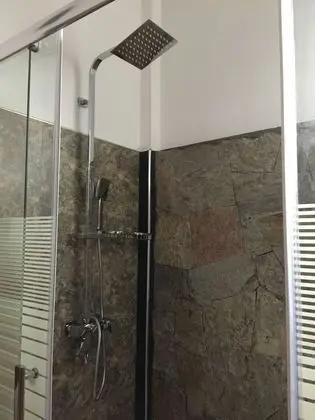 Signature Kır Evi, 4 Yatak Odası, Tepe Manzaralı, Dağ Yamacı