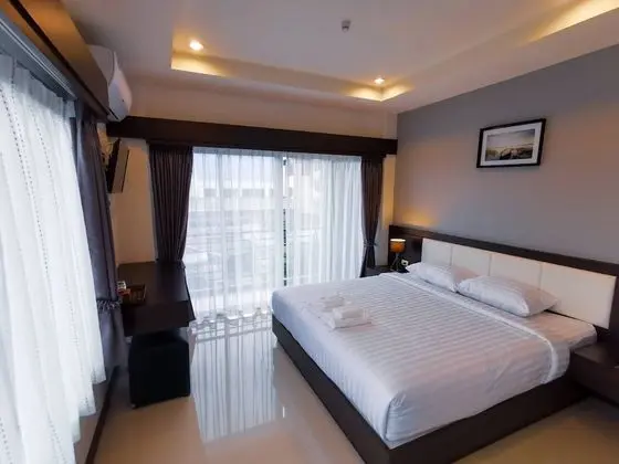 Standard Tek Büyük Yataklı Oda, Balkon, Şehir Manzaralı