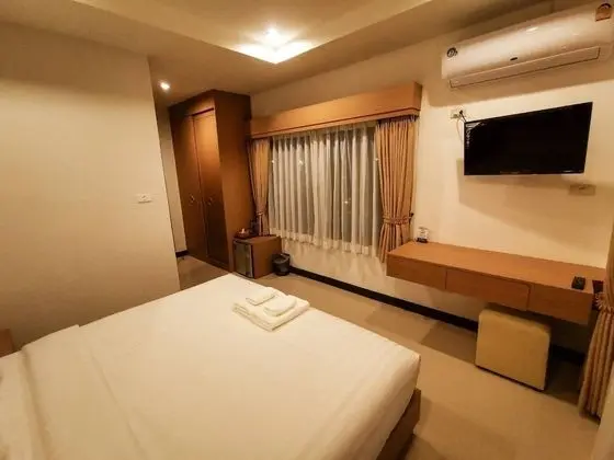 Standard Tek Büyük Yataklı Oda, Balkon, Şehir Manzaralı