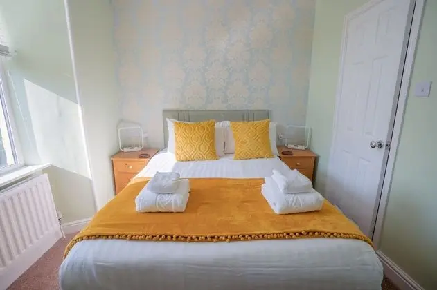 Tek Büyük Yataklı Oda (Room2)