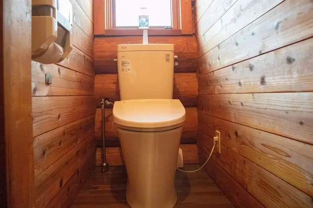 Family Oda, Özel Banyo (B)