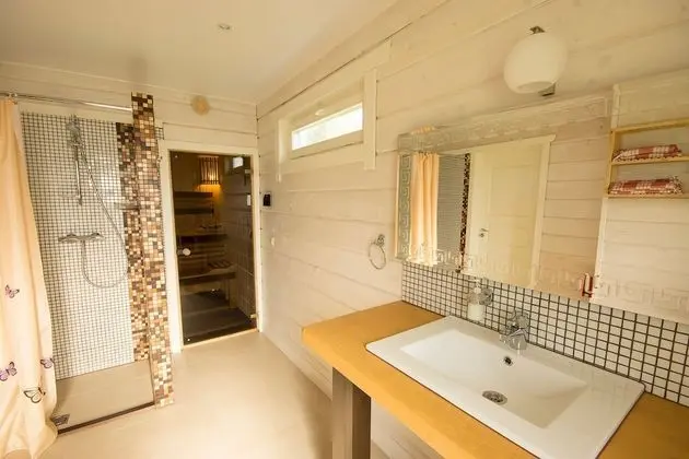 Standard Kır Evi, 6 Yatak Odası