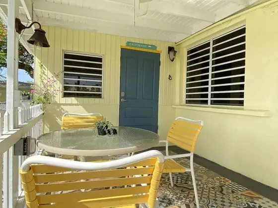 Kır Evi, Mutfak, Bahçe Manzaralı (Castaway)
