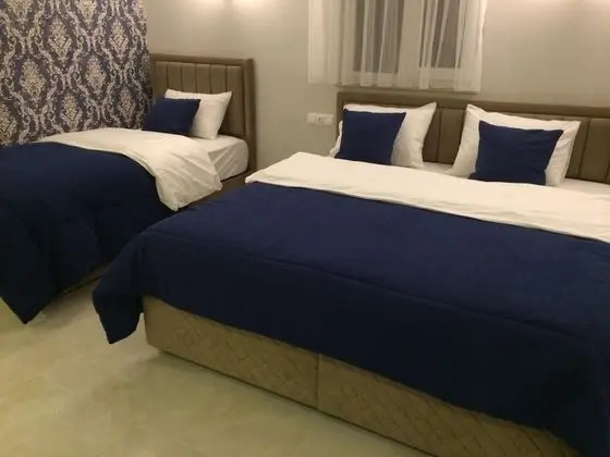 Deluxe Triple Room (3 People)