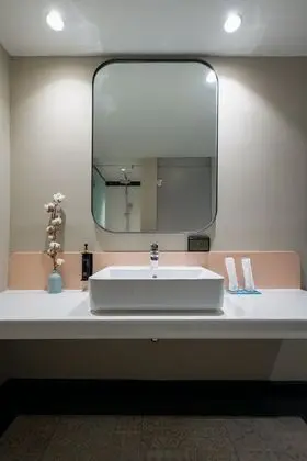 Deluxe Tek Büyük veya İki Ayrı Yataklı Oda