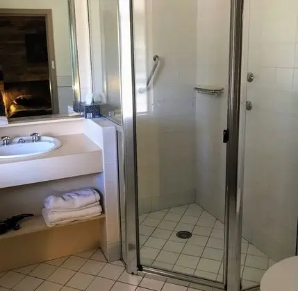 Standard Oda, Sigara İçilmez (twin room)