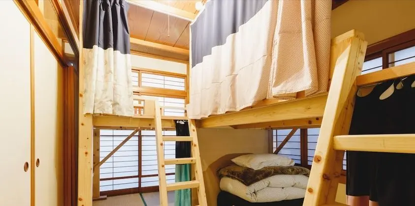 Ortak Ranzalı Oda, Sigara İçilmez