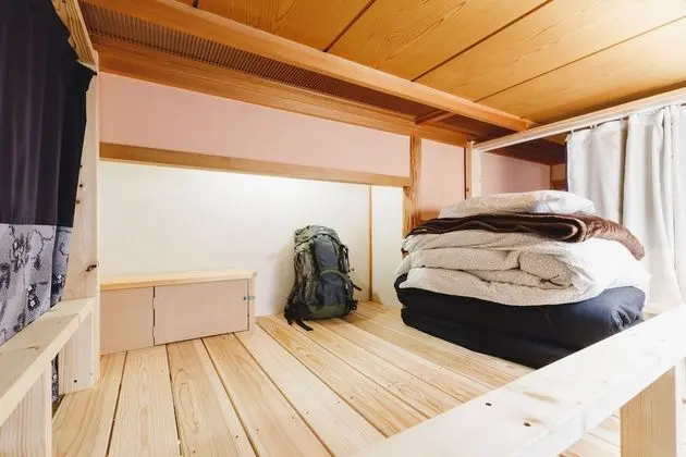 Ortak Ranzalı Oda, Sigara İçilmez