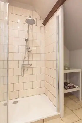 Tek Büyük Yataklı Oda (Bonheur)