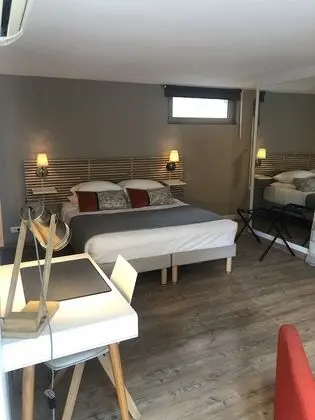 Tek Büyük Yataklı Oda