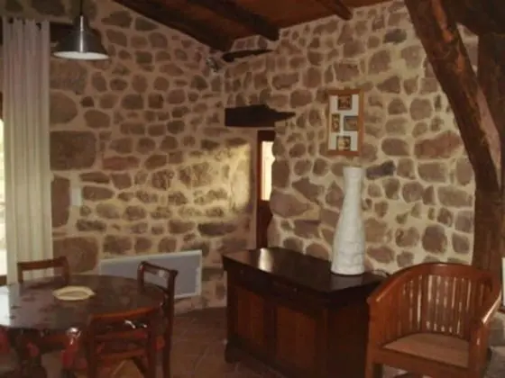 Kır Evi (La Cabane)