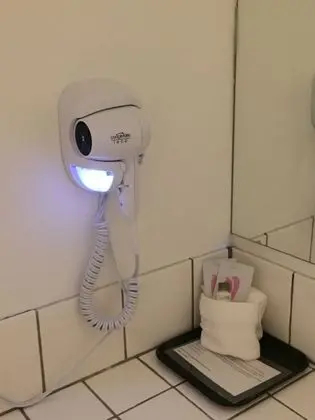 Tek Büyük Yataklı Oda, 2 Çift Kişilik Yatak