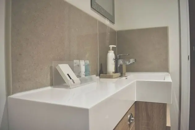 Deluxe Tek Büyük Yataklı Oda (Room 3)