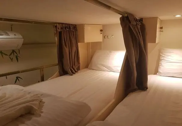 4-Bed Mixed Dormitory