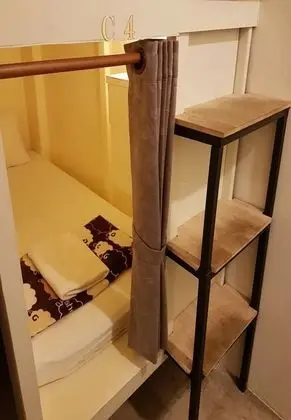 6-Bed Mixed Dormitory