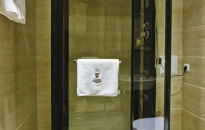 Exclusive Stüdyo Süit