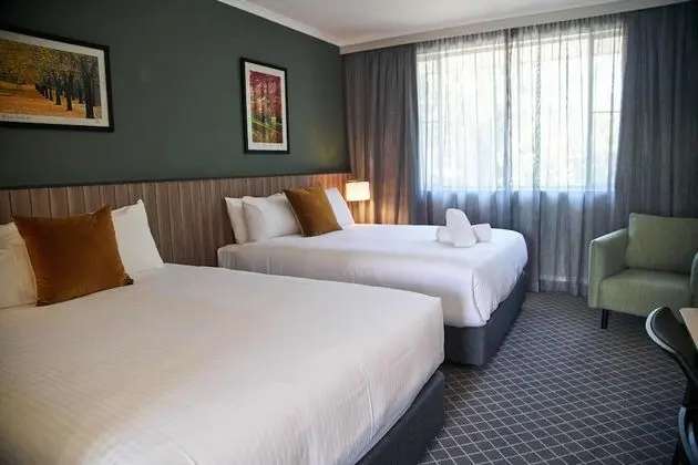 Queen Room