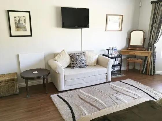Deluxe Tek Büyük veya İki Ayrı Yataklı Oda, 1 Yatak Odası, Bahçe Manzaralı, Dağ Yamacı