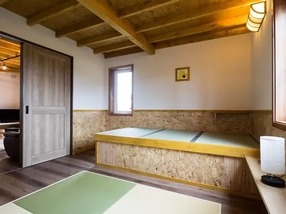 Kır Evi, Sigara İçilmez (Side)