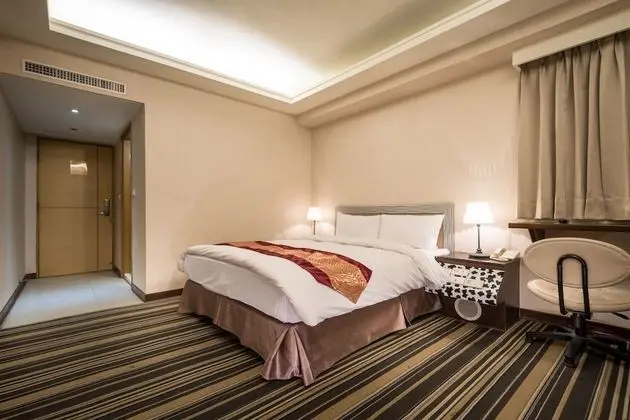 Deluxe Tek Büyük Yataklı Oda