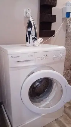 Ev
