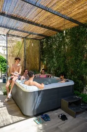 Deluxe Villa, 4 Yatak Odası, Sıcak Su Havuzu
