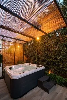 Deluxe Villa, 4 Yatak Odası, Sıcak Su Havuzu
