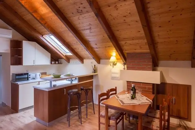Ev (Two Bedroom Apartment with Terrace)
