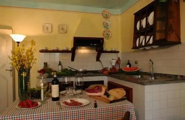 Villa, Birden Çok Yatak Odası, Üzüm Asması Manzaralı